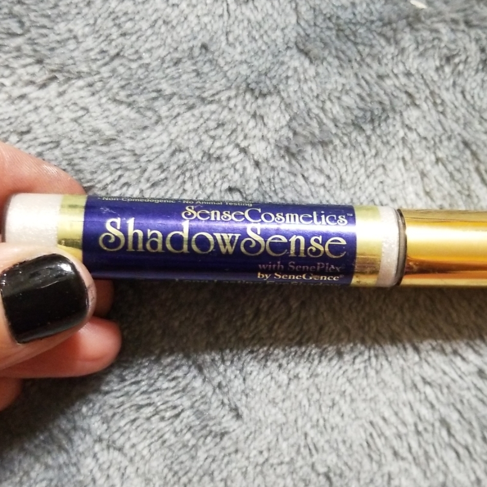 Senegence eyeshadow silver shine